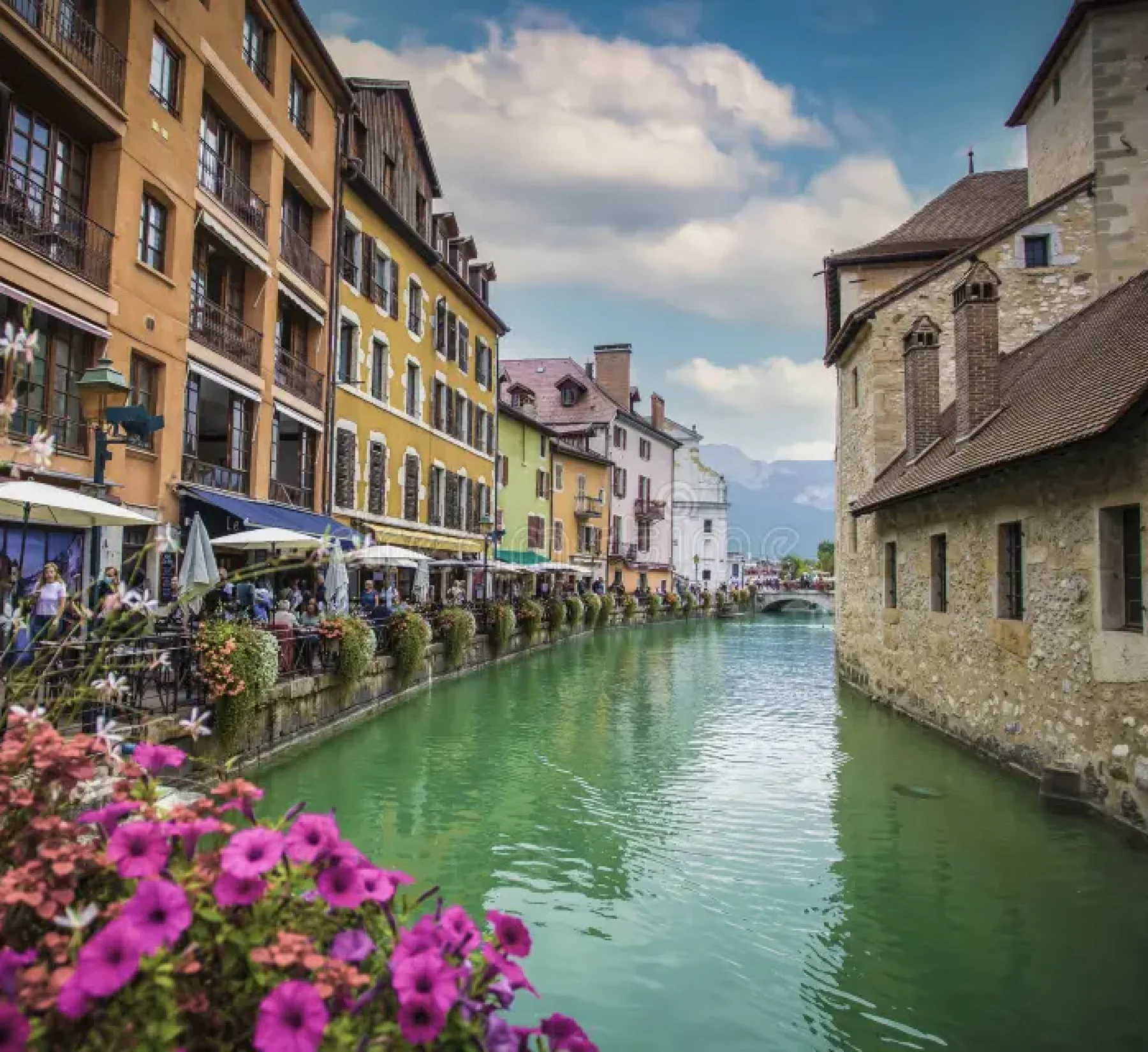 annecy-france-september-view-city-canal-medieval-buildings-old-town-restaurant-near-river-t-thou-building-looks-233454069